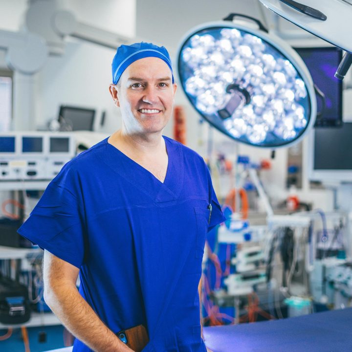 Dr Matt Lyons Orthopaedic Surgeon